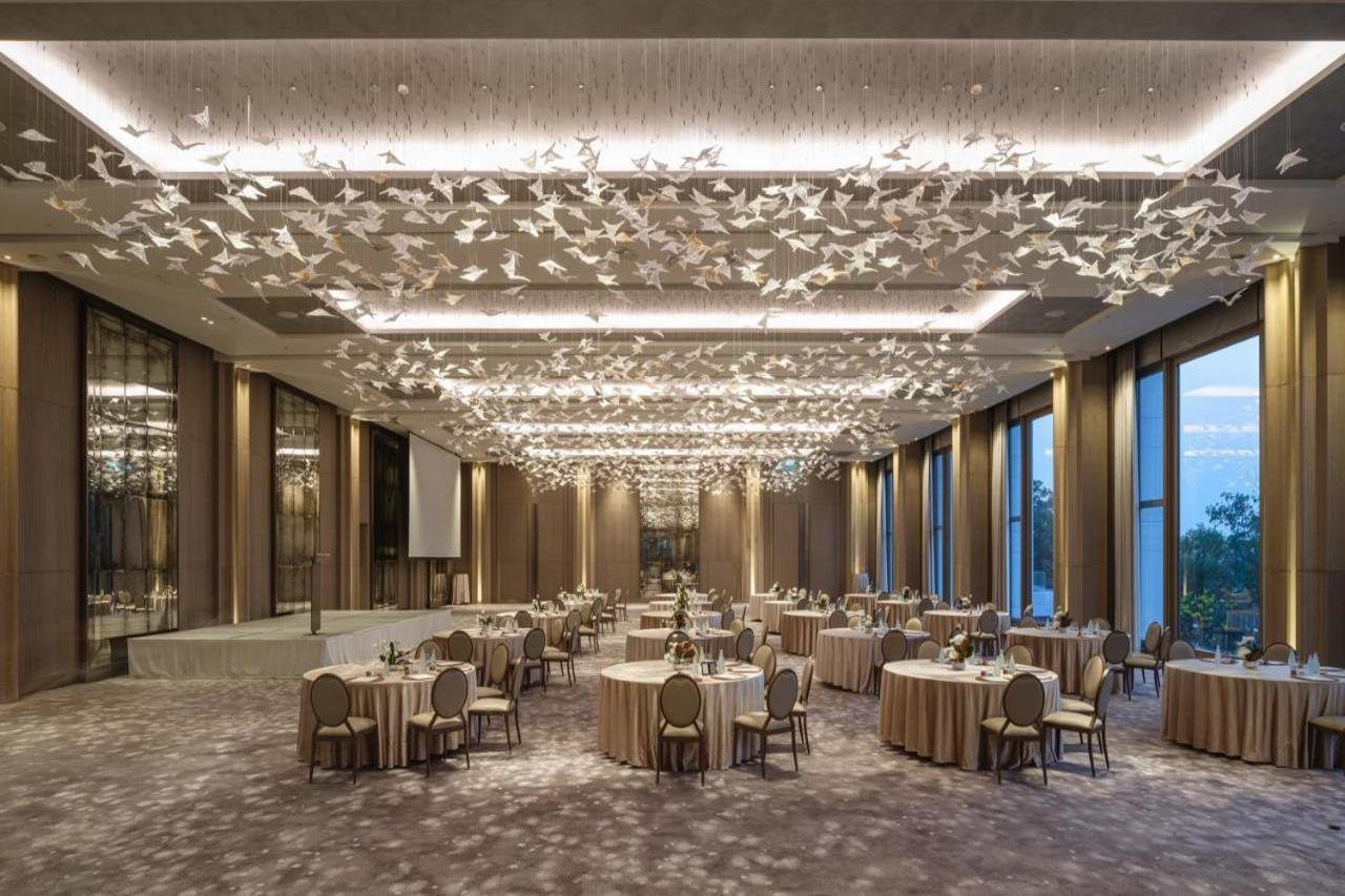 Capella Bangkok Hotel Exterior photo